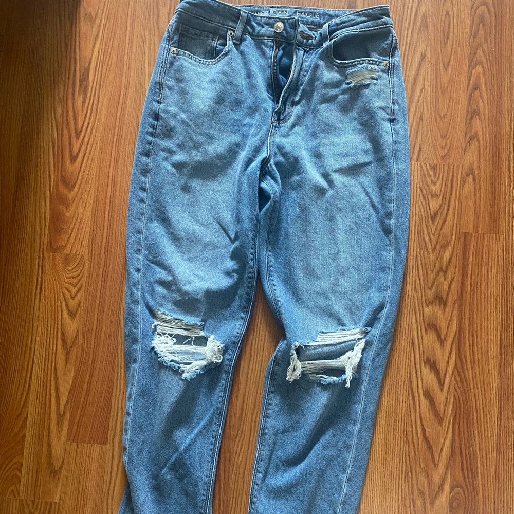American Eagle Mom Jeans